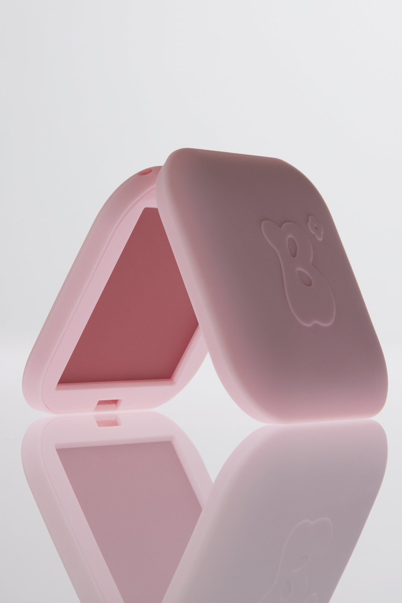 Blushs Compacts Crème