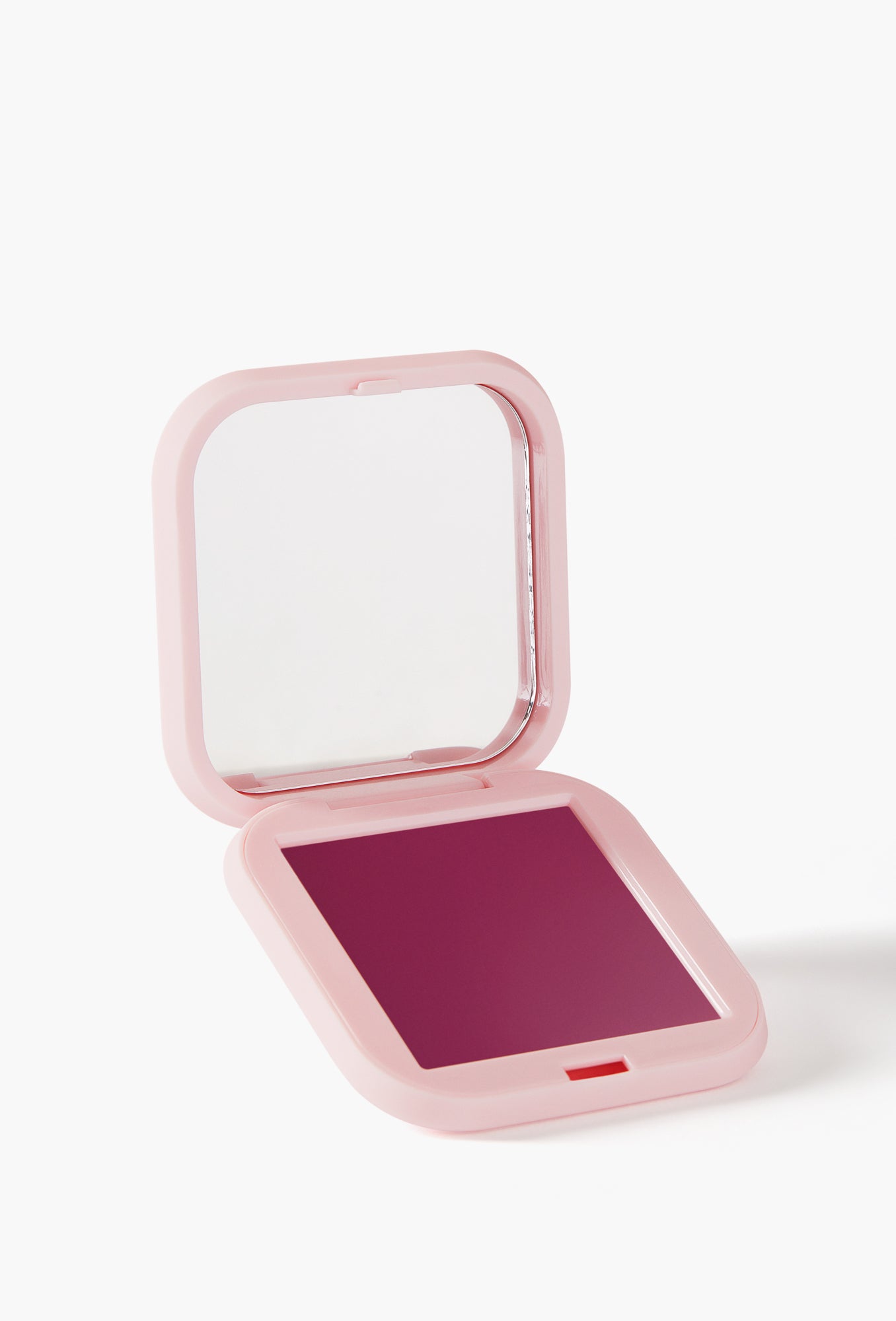 Blushs Compacts Crème